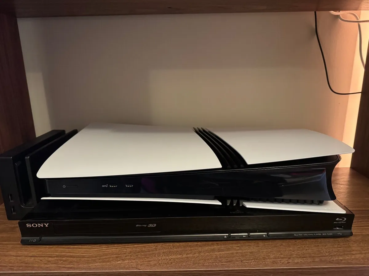 Playstation 5 PRO Digital Edition 2TB + Extras - Image 1