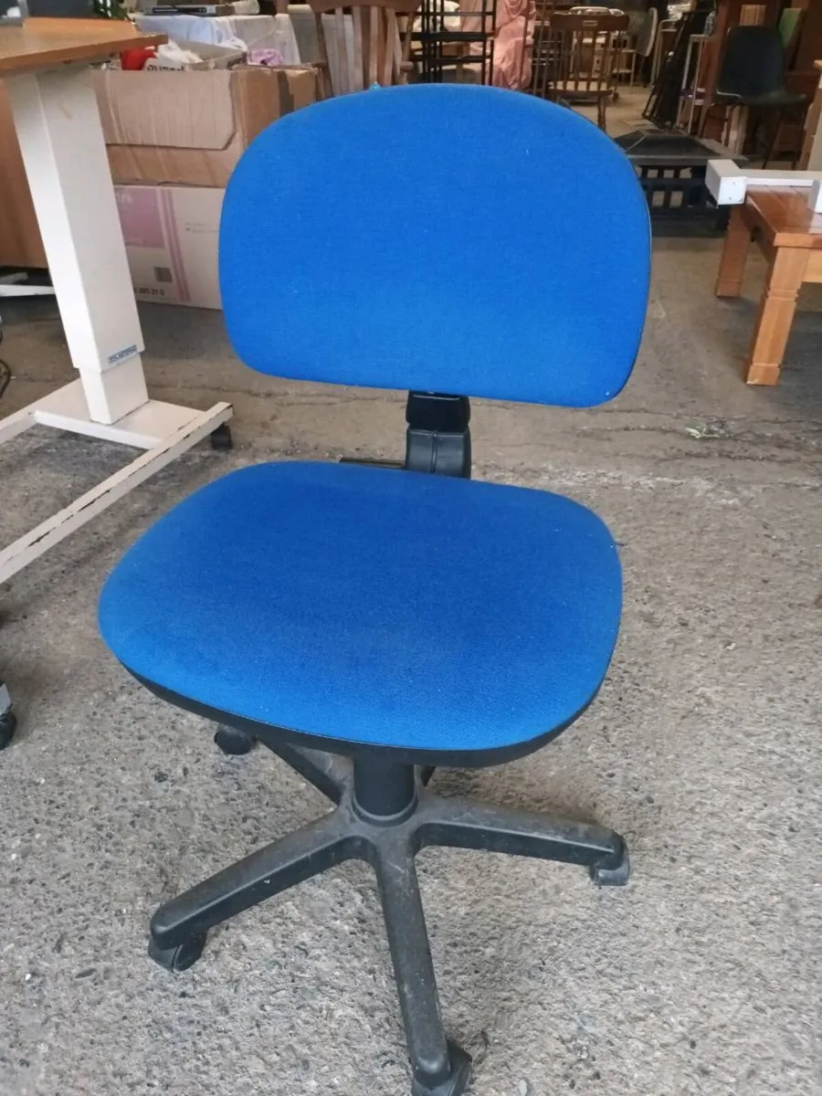 Office Chair - Image 1