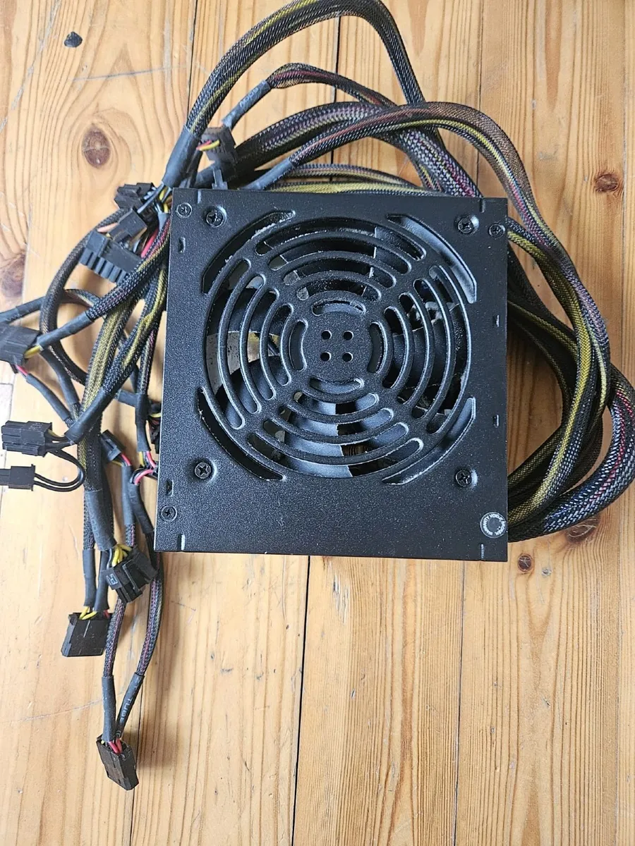 Corsair VS450 450W Power Supply - Image 4