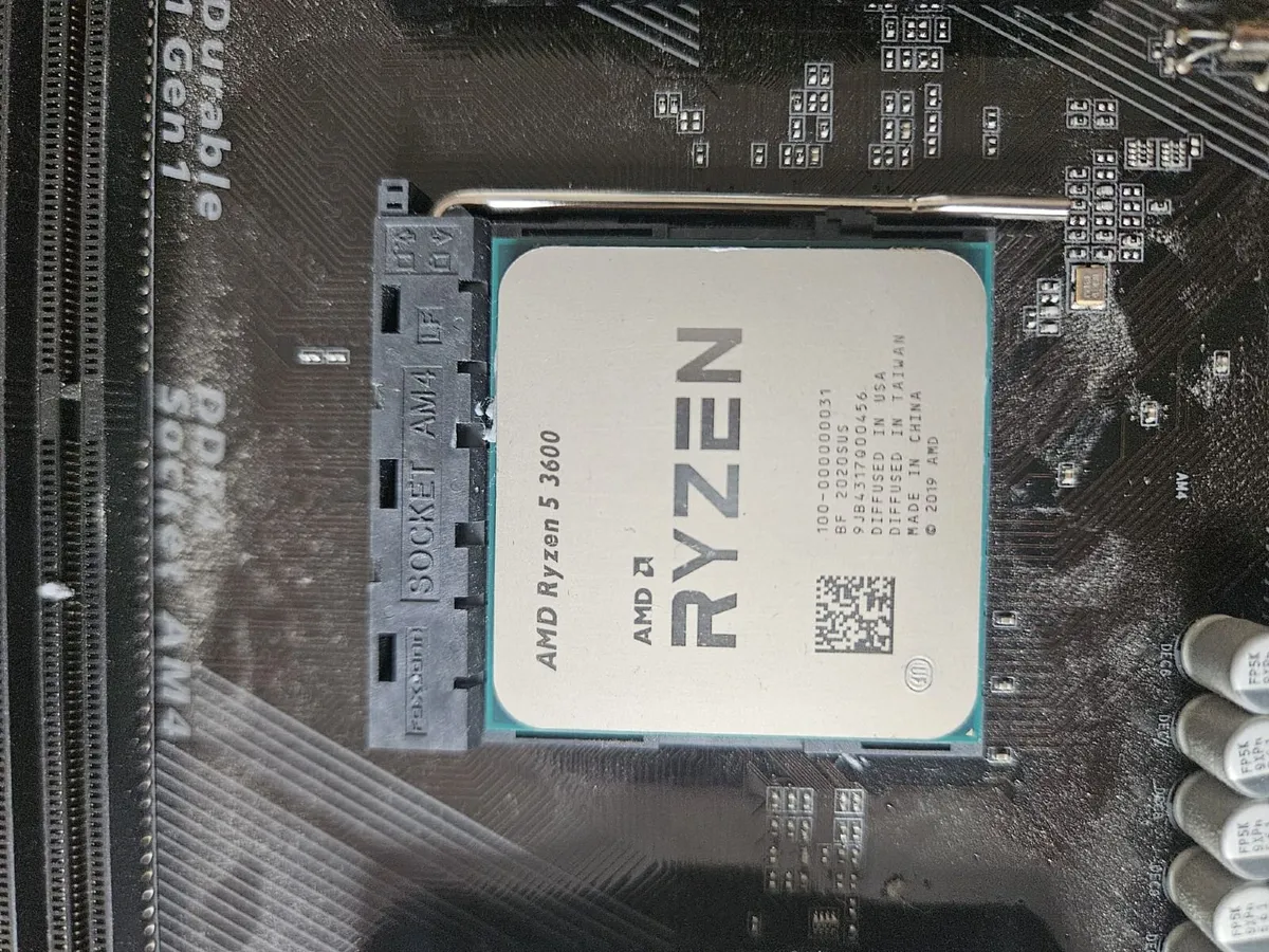 AMD Ryzen 5 3600 + Gigabyte A320M-S2H Motherboard - Image 2