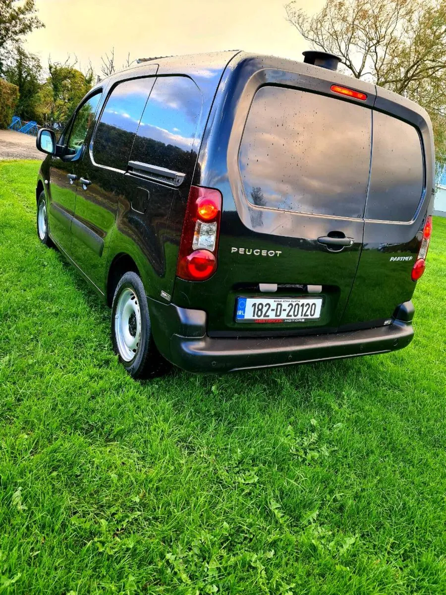 Peugeot partner 1.6hdi 3 seater van - Image 4