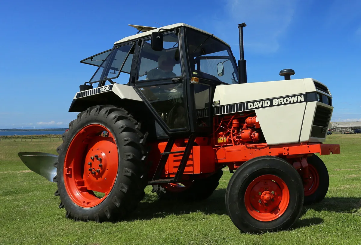 David Brown - Case IH  Sekura Cab Glass