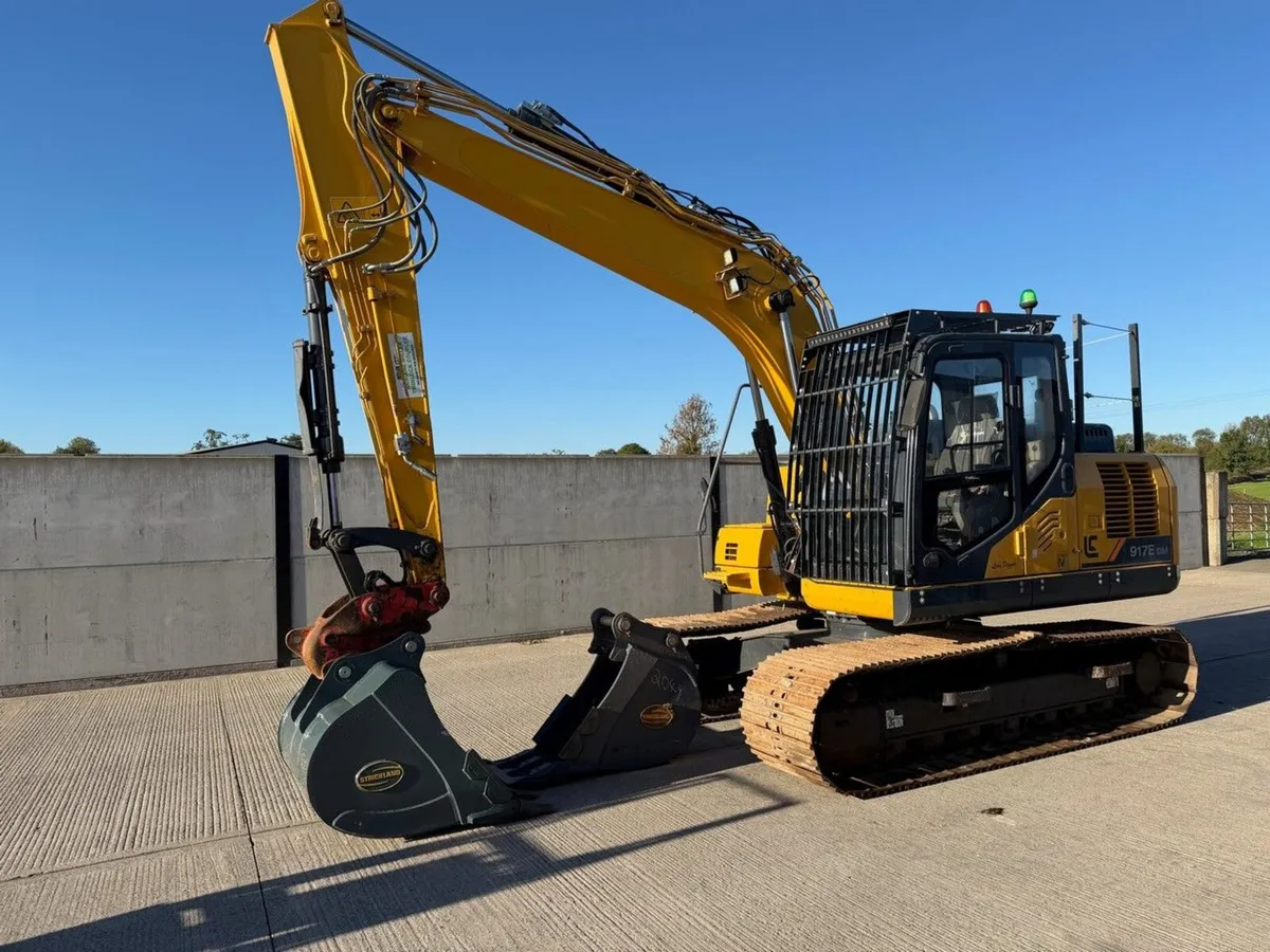 LIUGONG 917E-DM 16 TON EXCAVATOR - Image 3