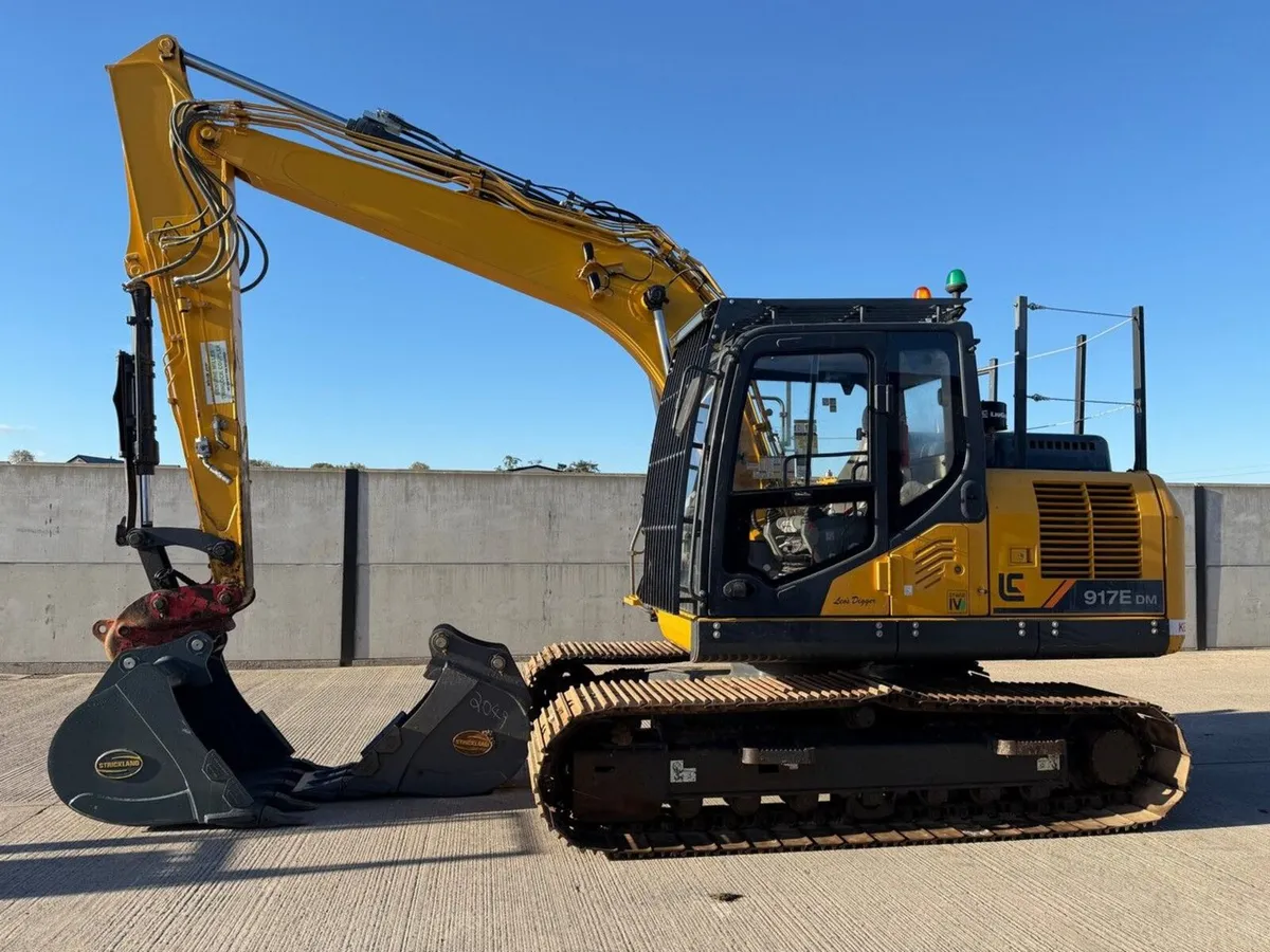 LIUGONG 917E-DM 16 TON EXCAVATOR - Image 1