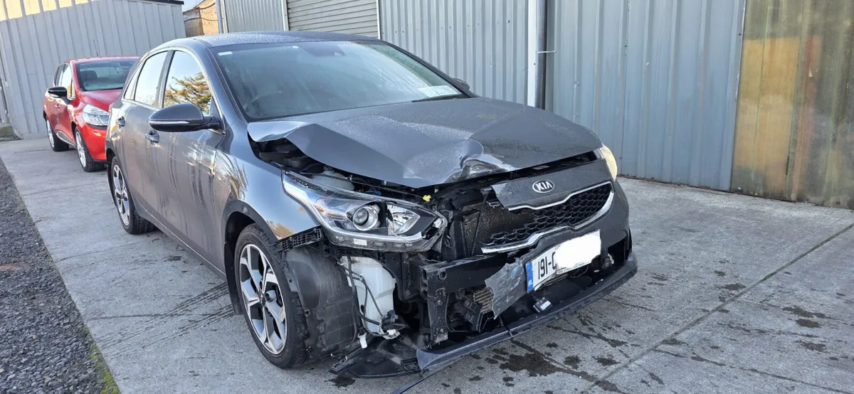 191 KIA CEED DIESEL - Image 3