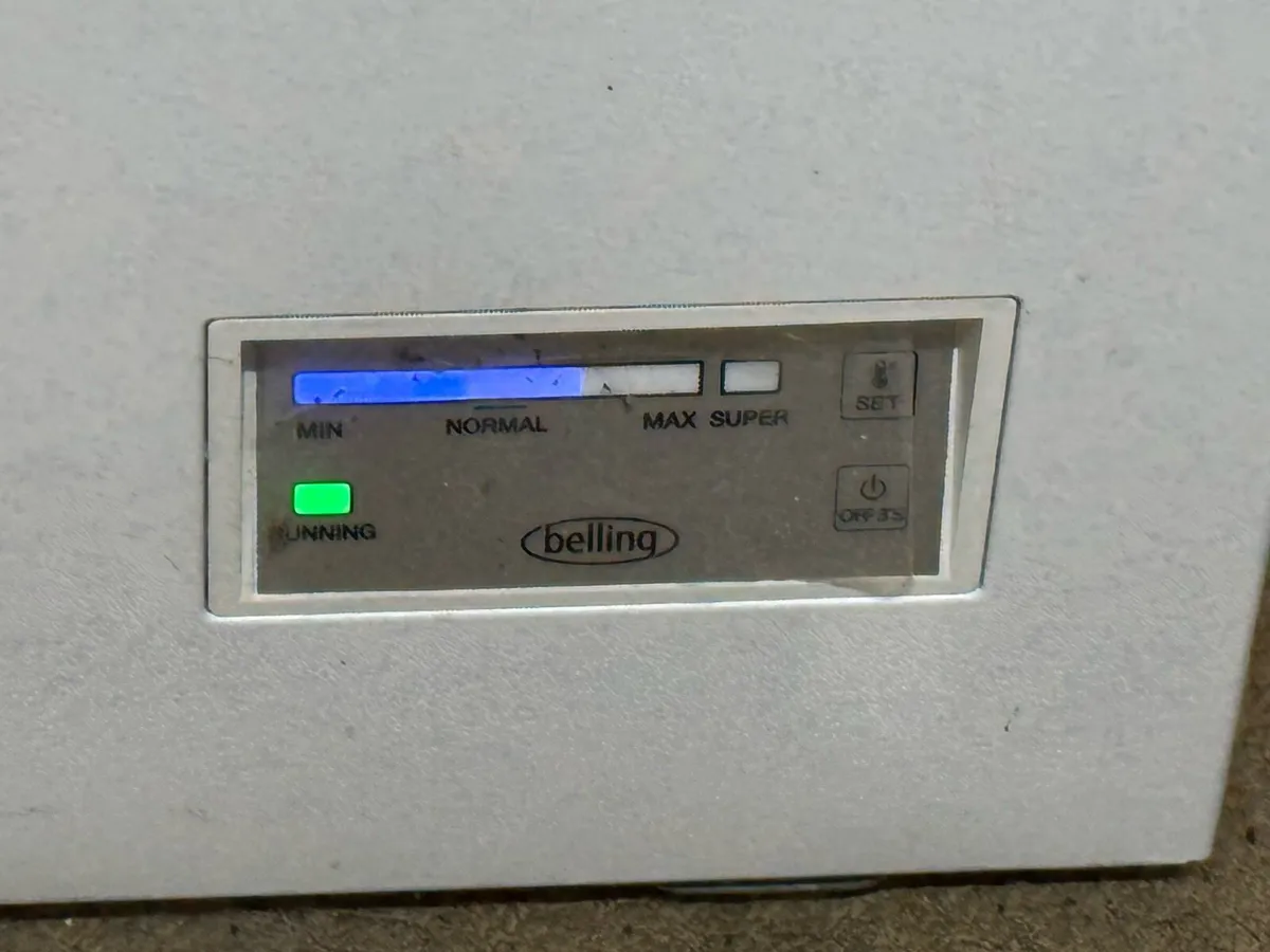 I yr old large chest freezer. Eco rating perfect - Image 2