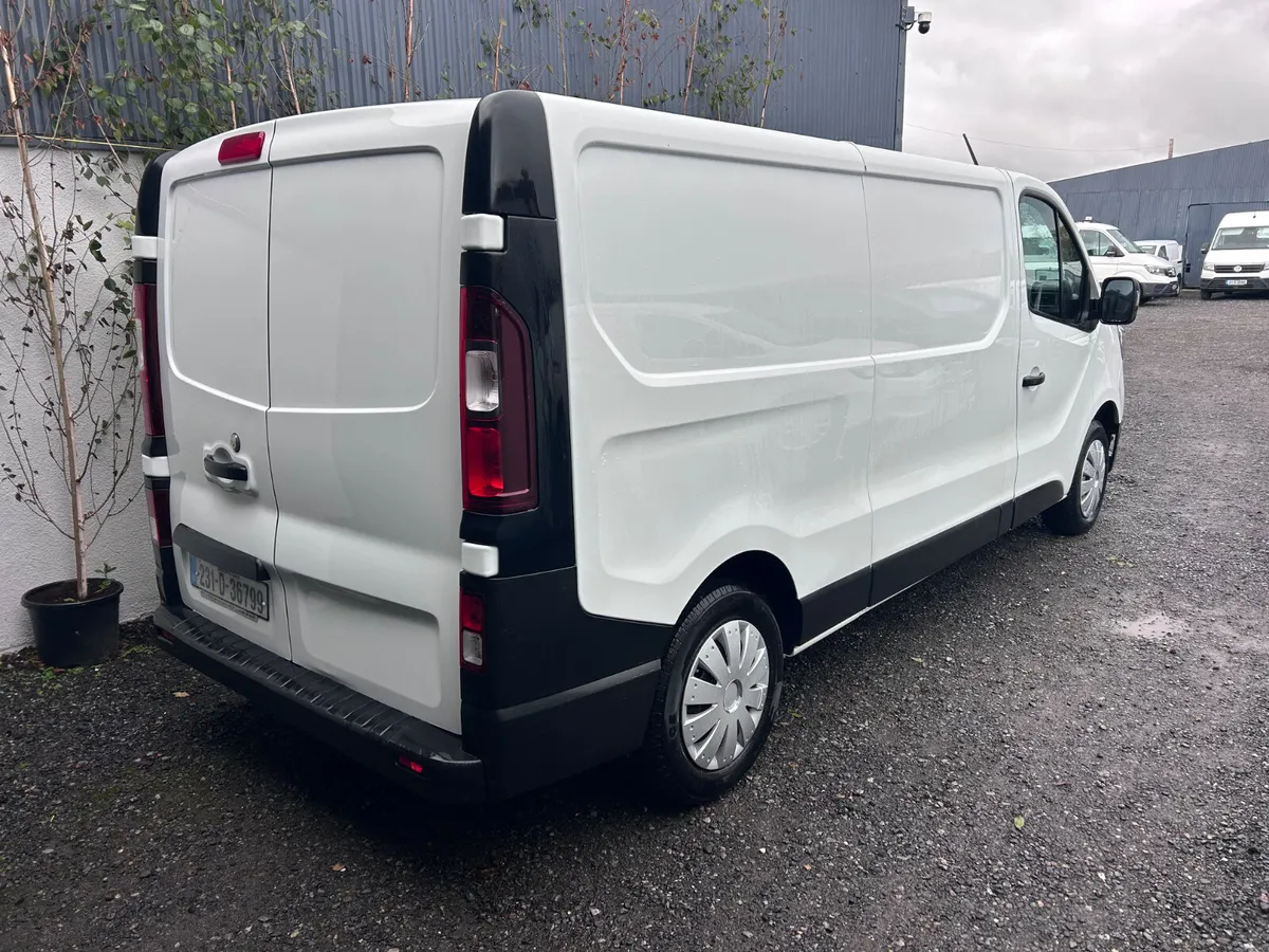 2023 Renault Trafic ‘72km / Facelift - Image 3