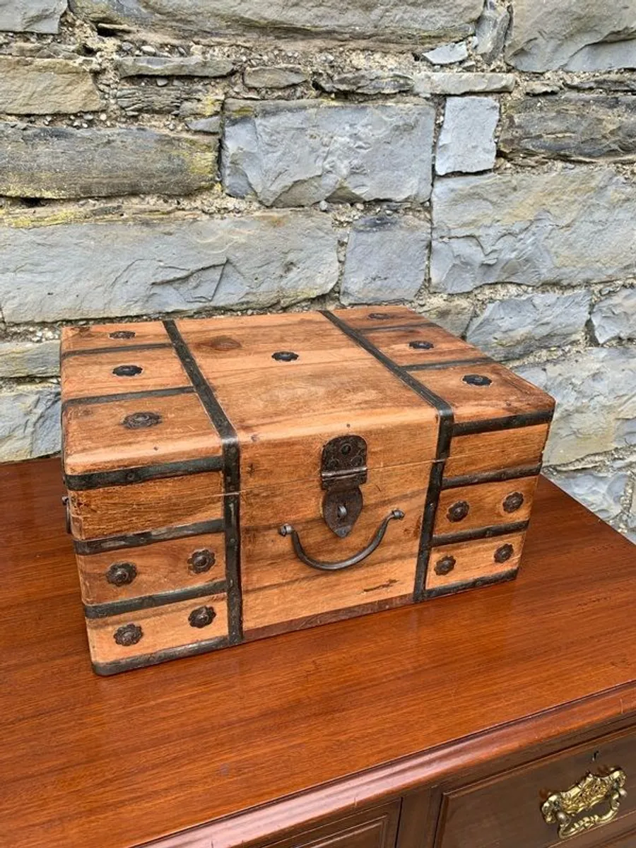 Vintage Metal Bound Wooden Chest. - Image 1