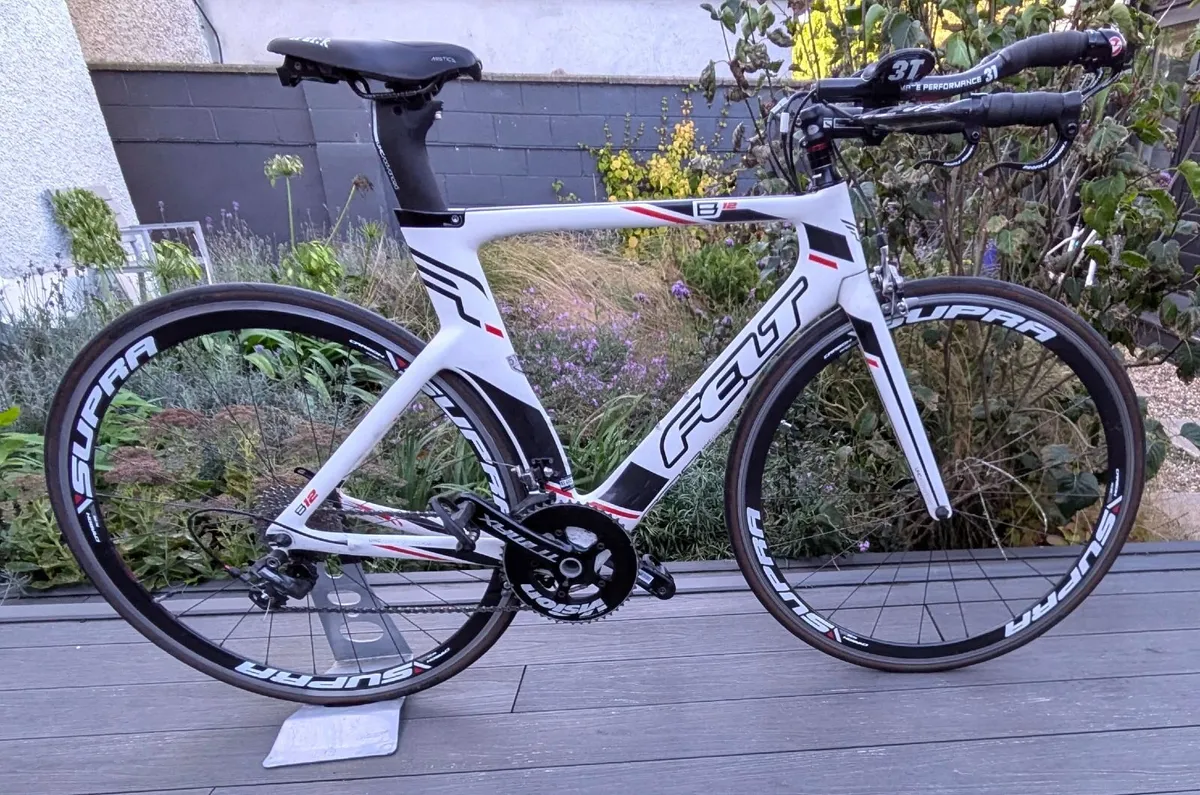 Felt B12 TT / Triathlon Bike - Excellent Entry/Mid - Image 1