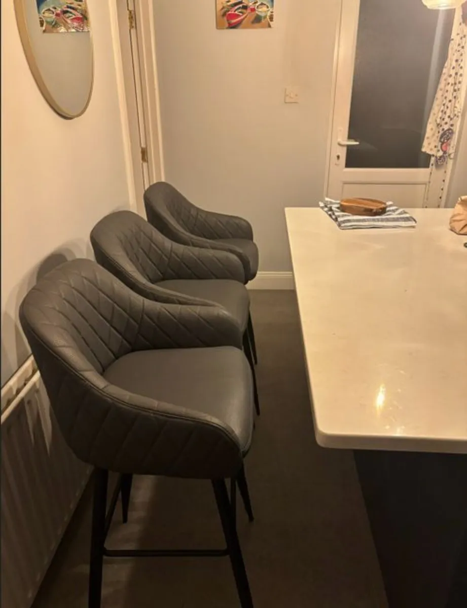 Set of 3 Grey Kitchen / Breakfast Bar Stools - Image 1