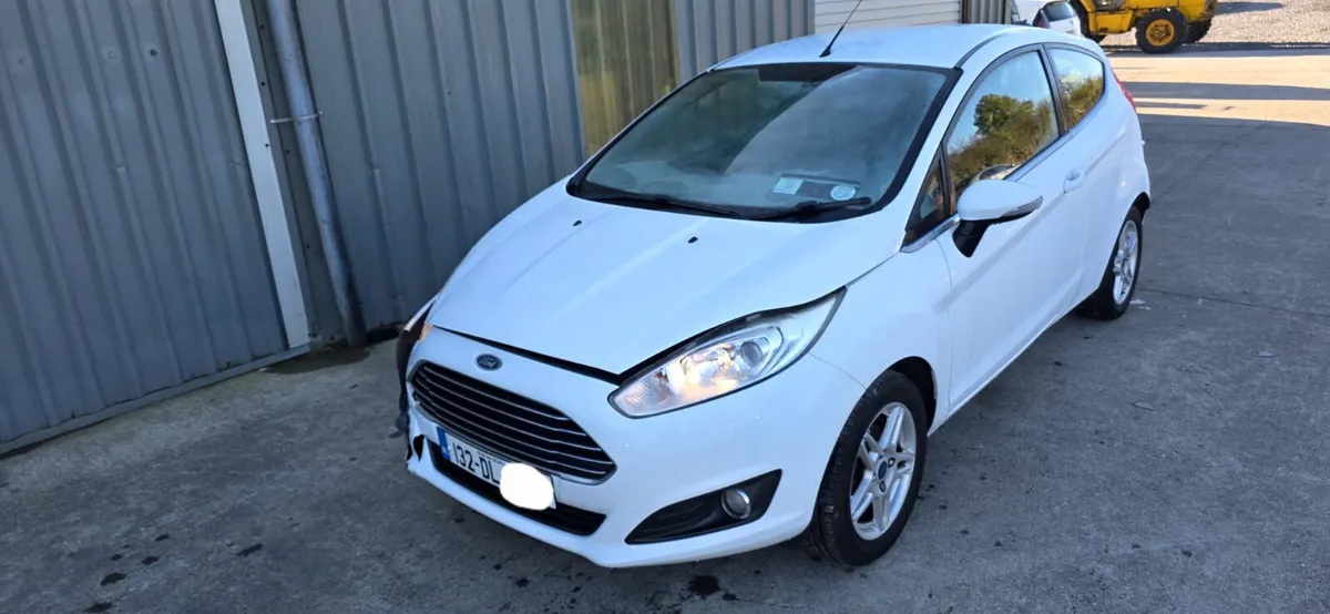 132 FORD FIESTA 1.25 PETROL - Image 1