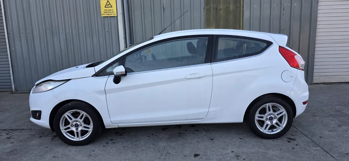 132 FORD FIESTA 1.25 PETROL - Image 4