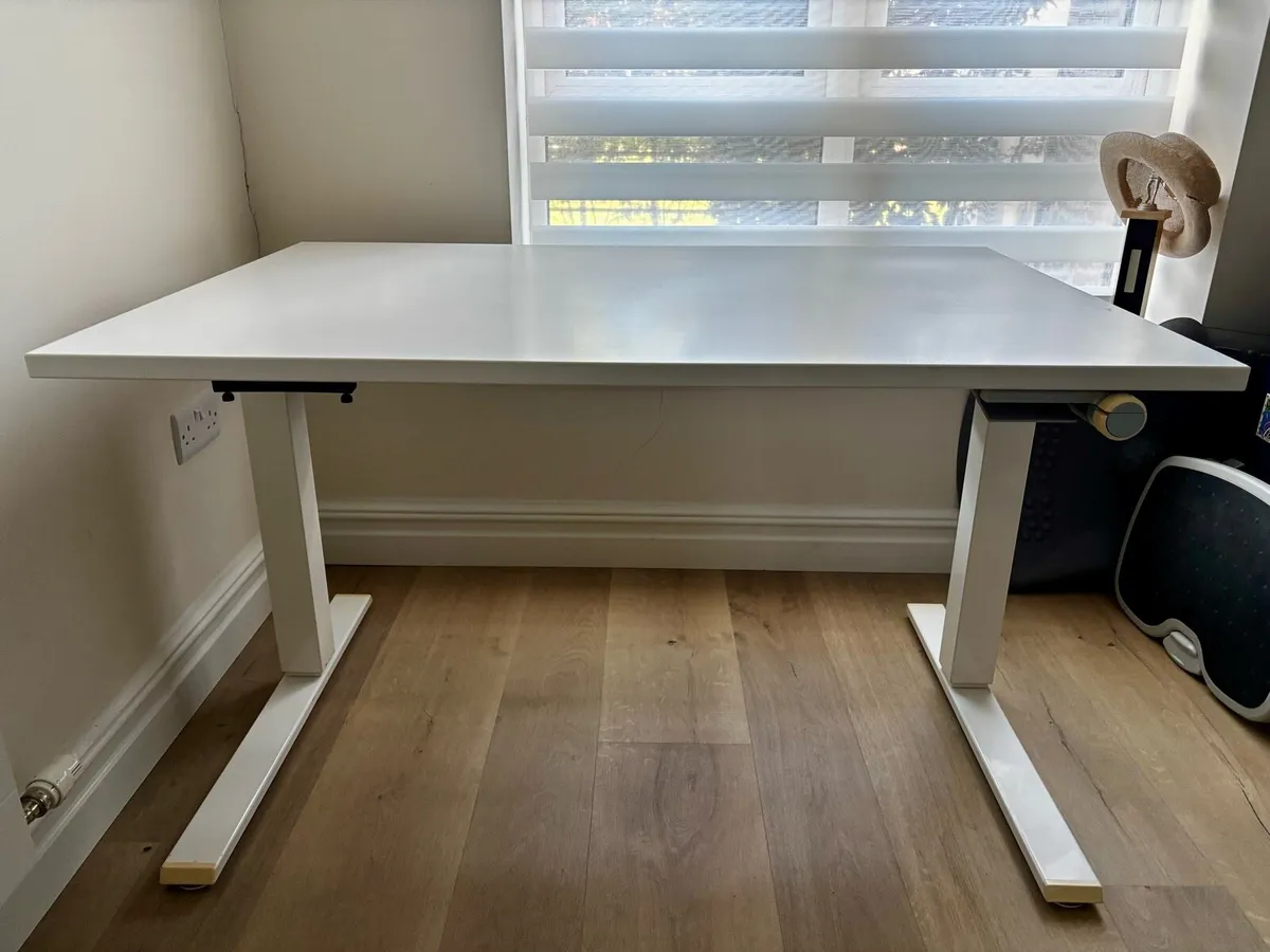 Desk - Image 1