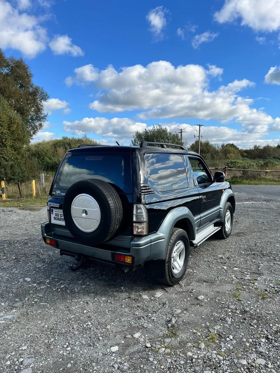 Toyota landcruiser - Image 3
