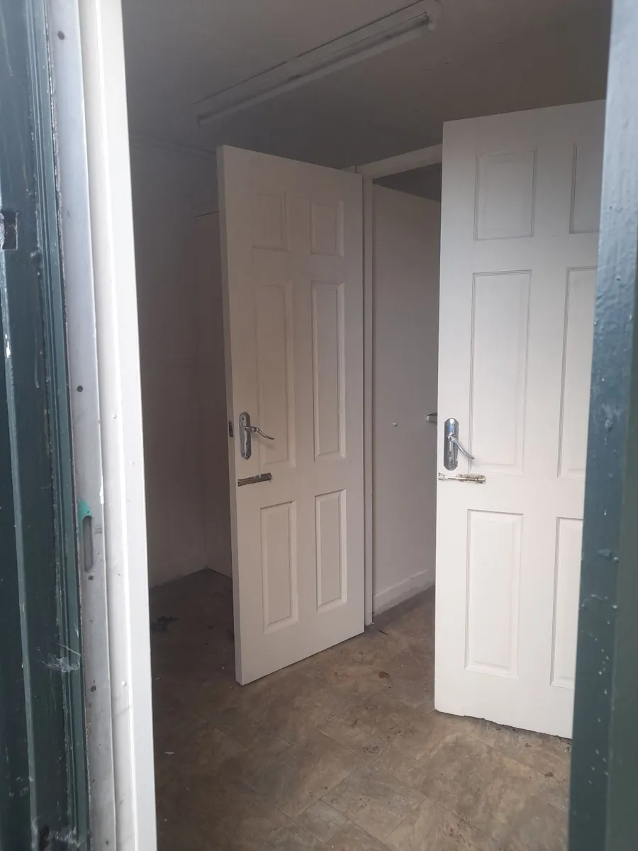 shed - Image 1