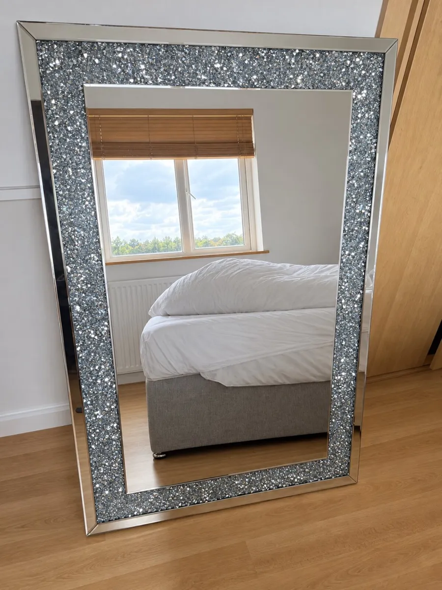 Mirror - Image 1