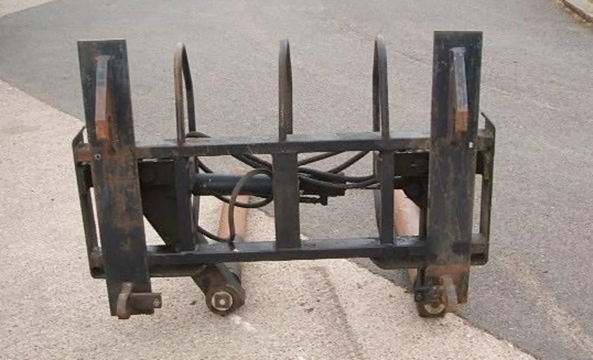 QUICKE BALE HANDLER - Image 4