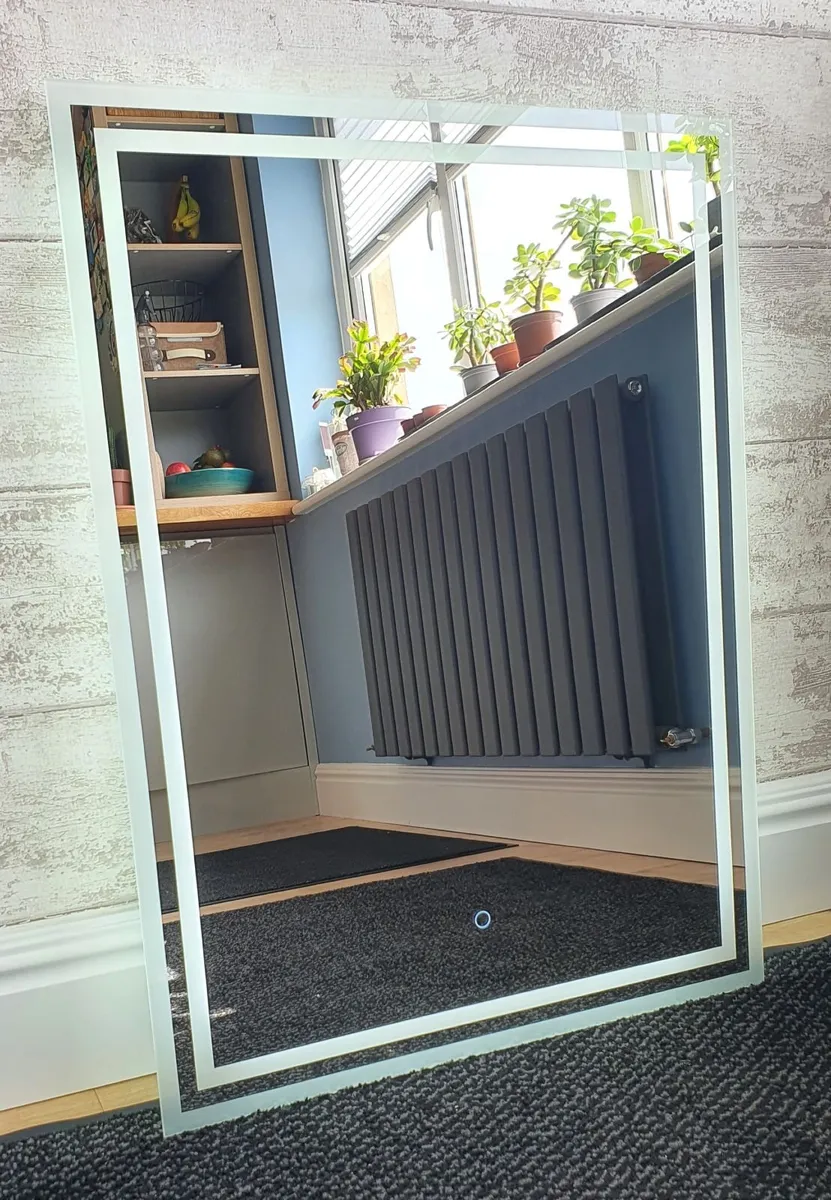 LED Bathroom Mirror Antifog Defogger 60x80cm - Image 2