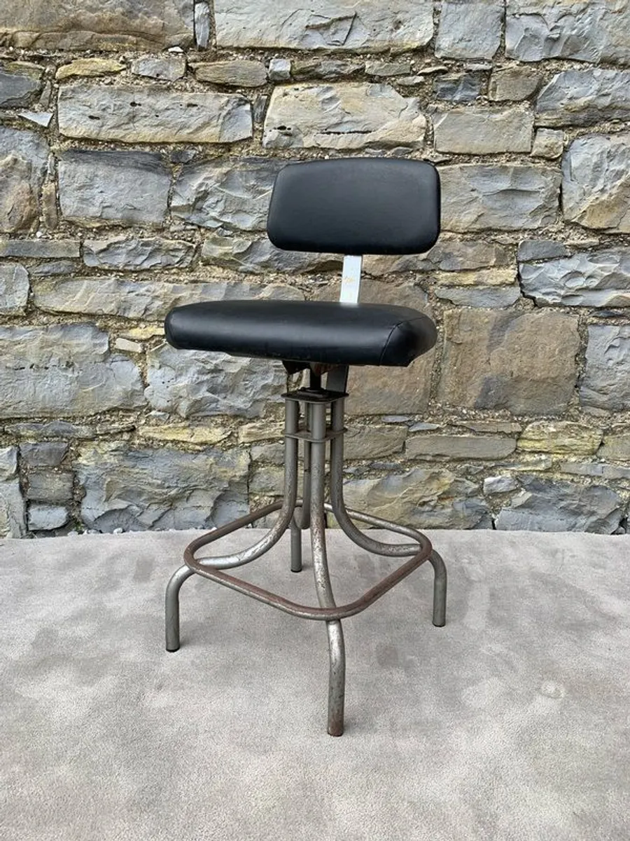 Vintage Leadbank Industrial Workshop Chair. - Image 1