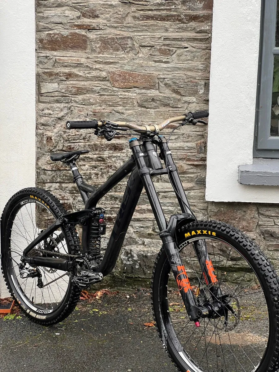 2018 Trek Session - Image 1
