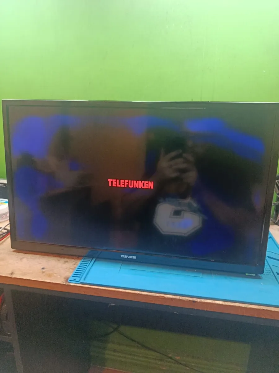 Telefunken 24″ Android Smart TV - Image 1