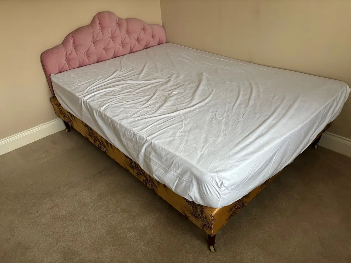 Double Bed on legs - free / no charge ! - Image 1