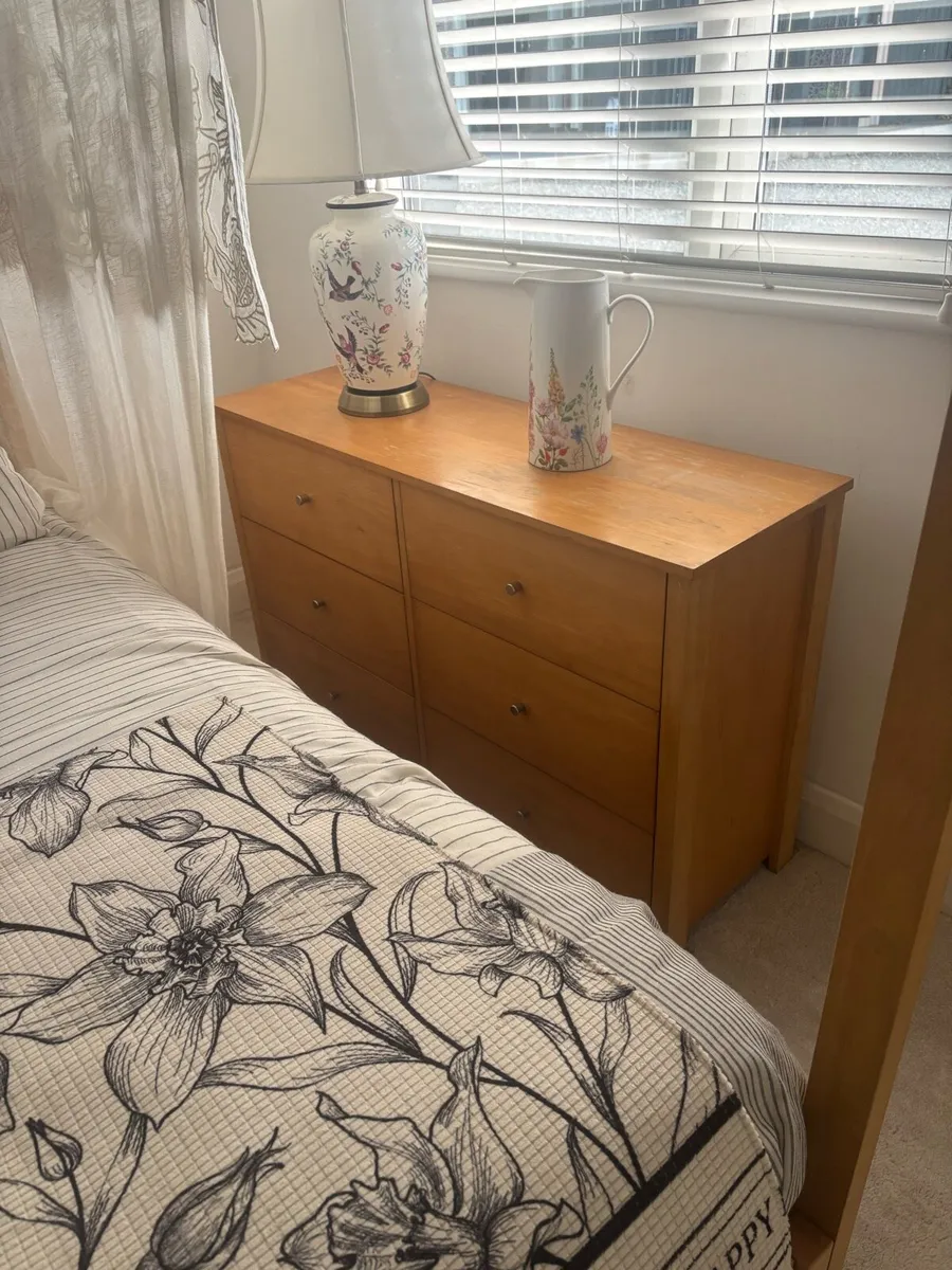 Bedroom suite - Image 3