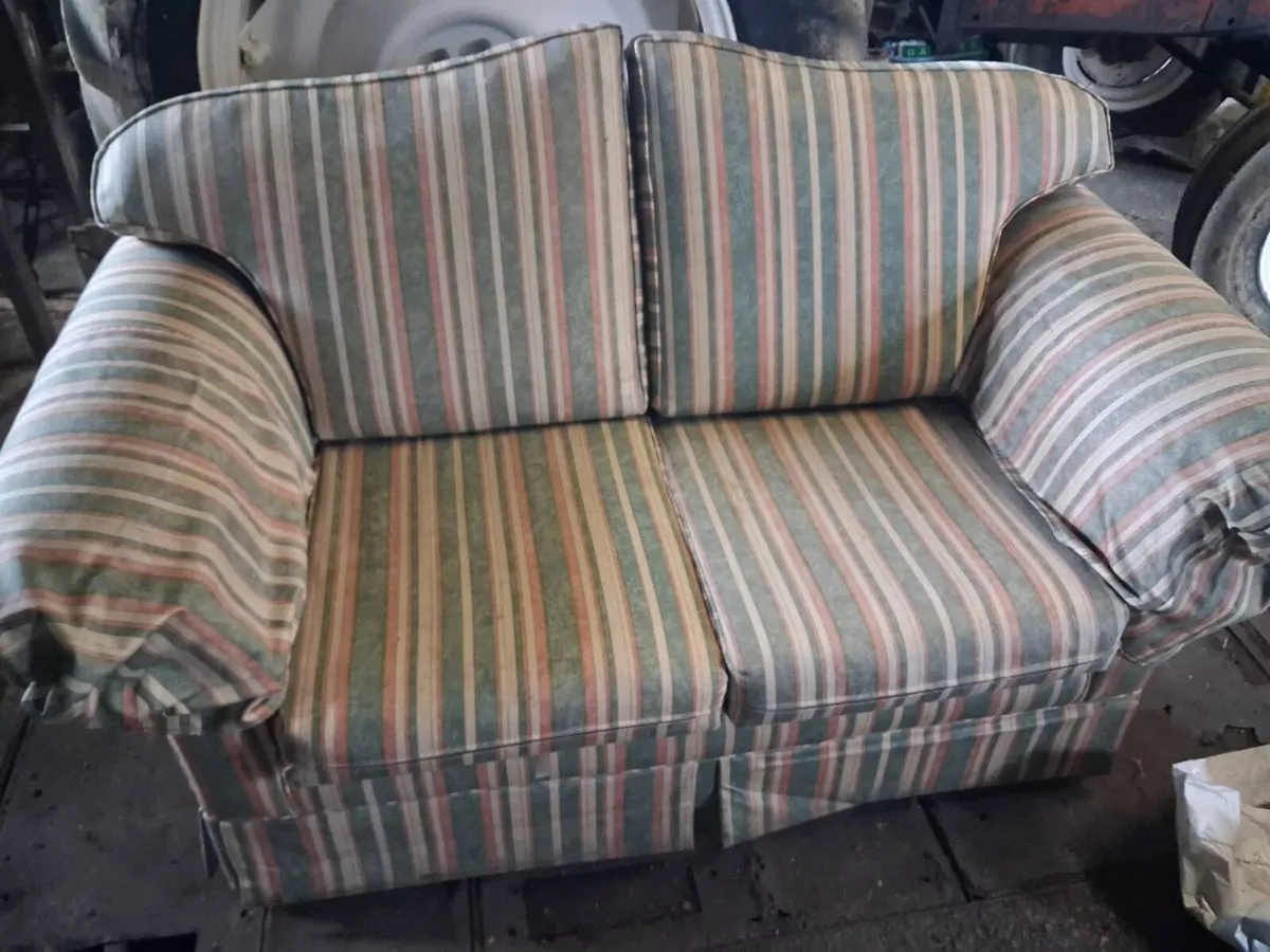 2 Seater Couch. Free to collect - Image 1