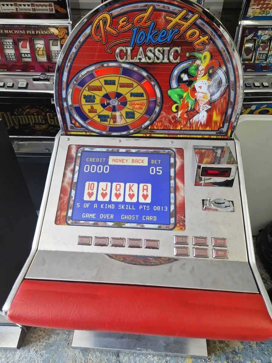 4 x Casino Machines - Image 1