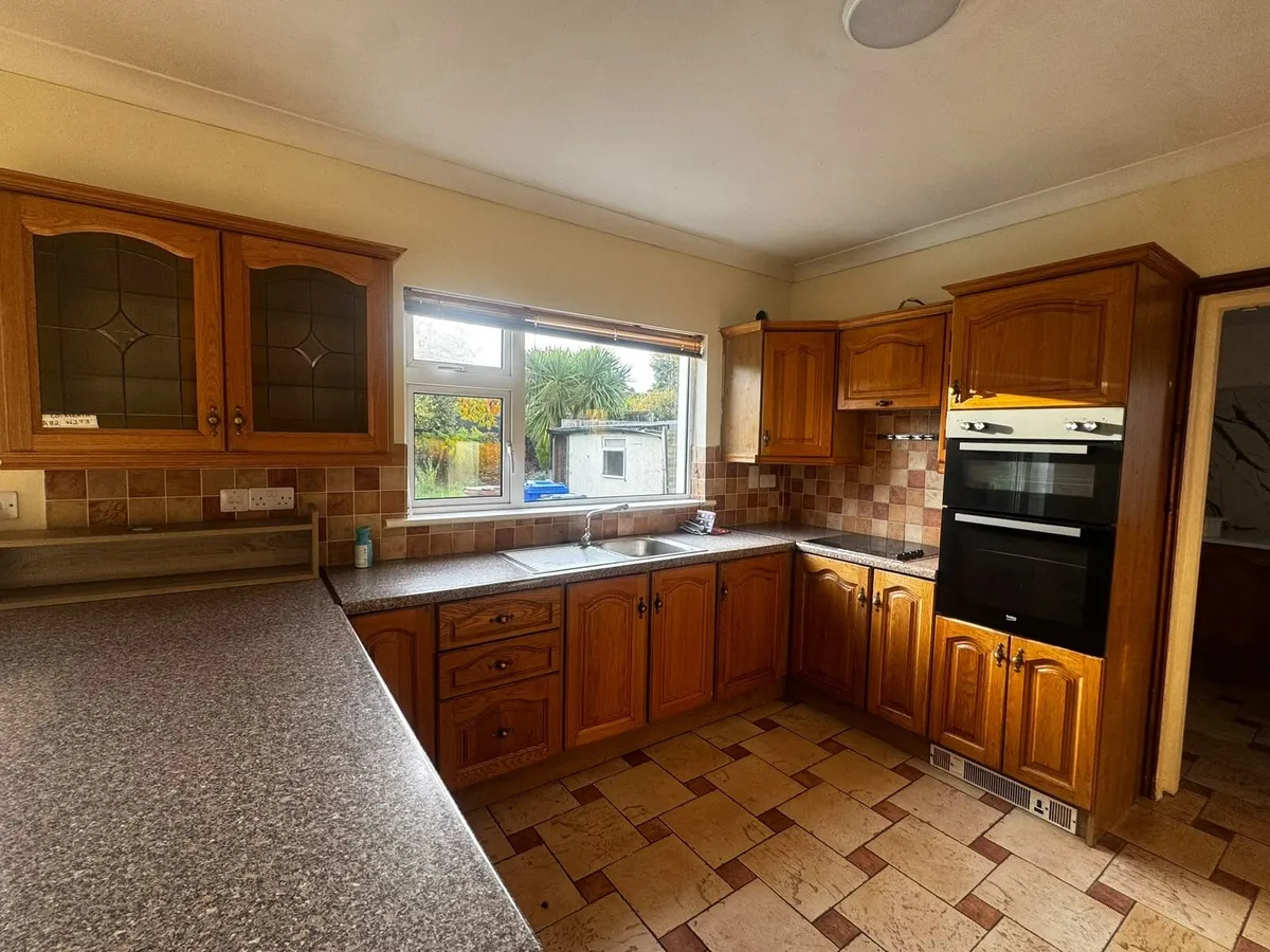 Kitchen - Image 1