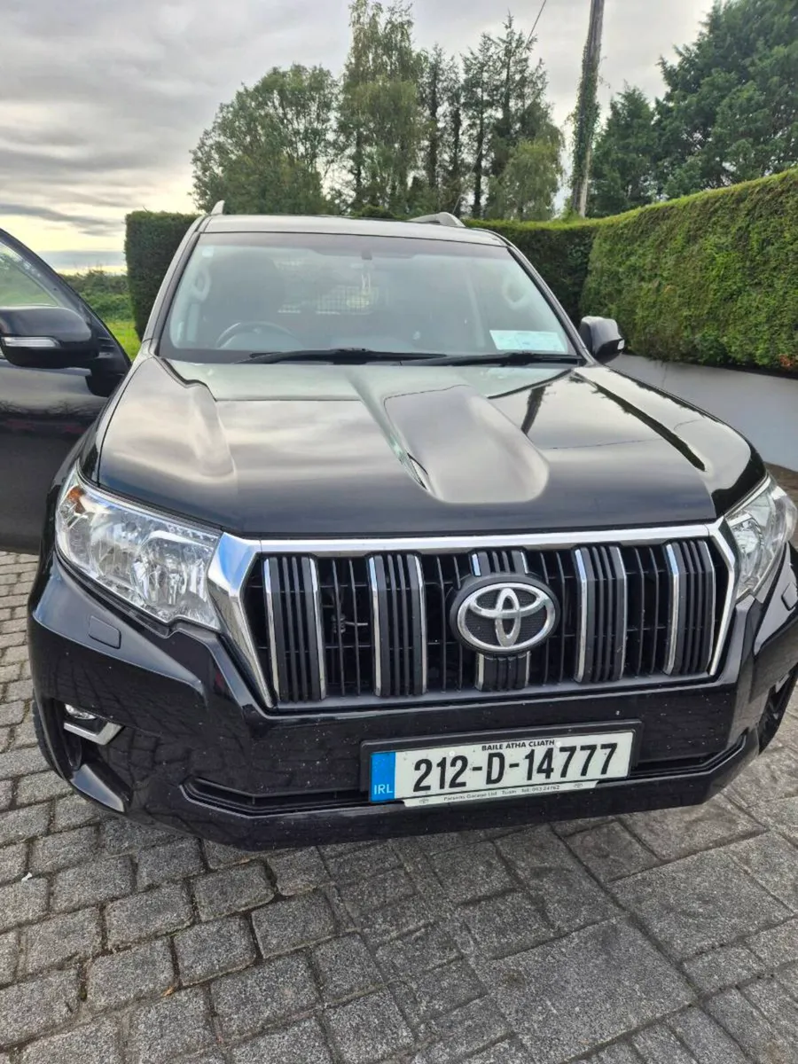 Toyota land cruiser - Image 2