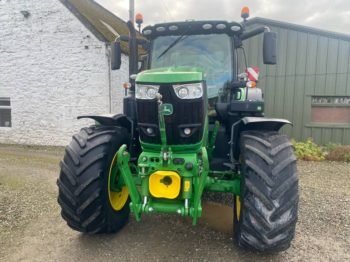 John Deere 6215R 2020 7235 hours - Image 3
