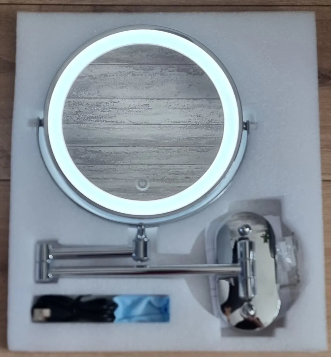 Makeup Cosmetic Vanity Mirror Bathroom Skin Care - Image 1