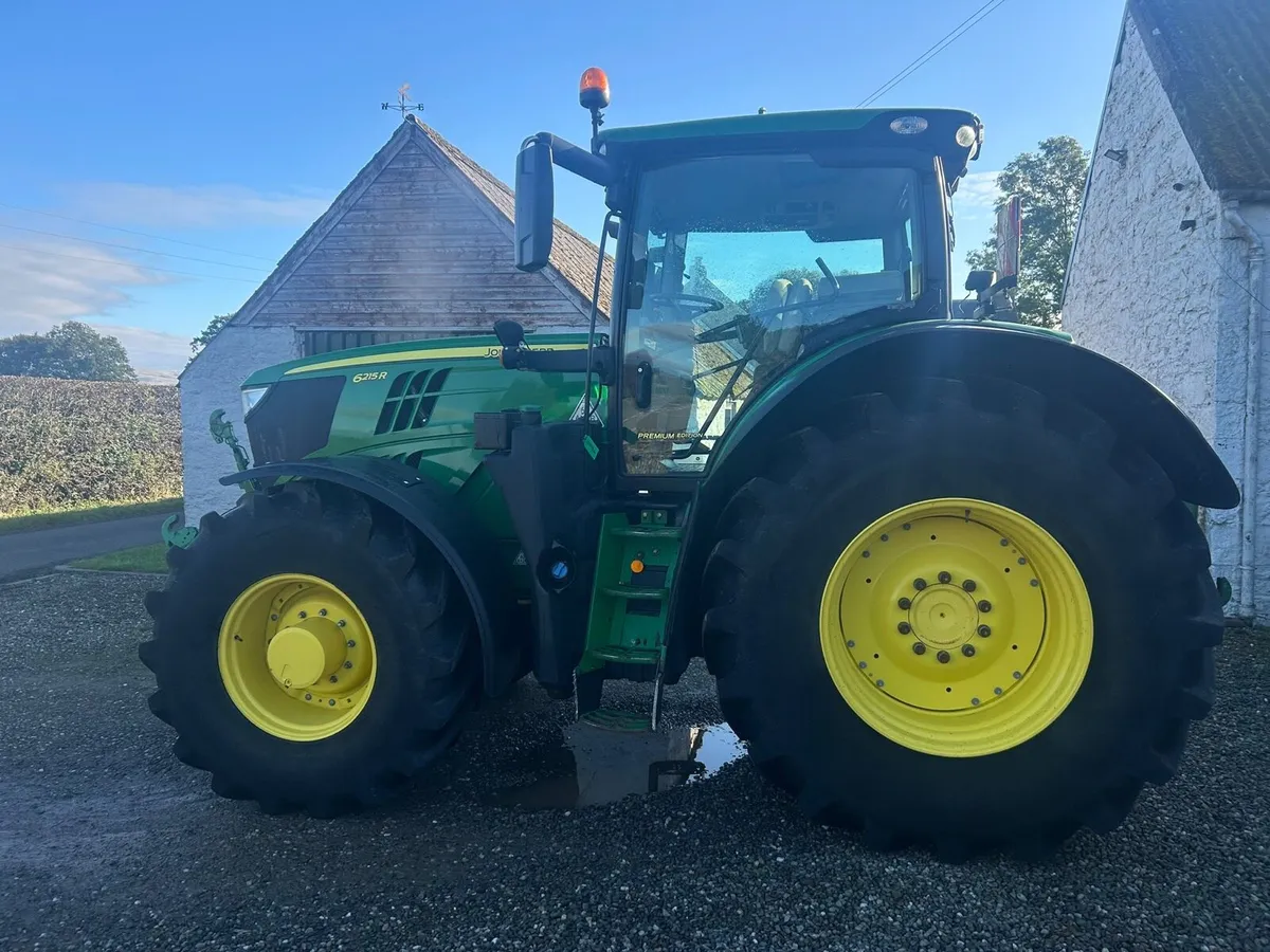 John Deere 6215R 2020 7272 hours - Image 3