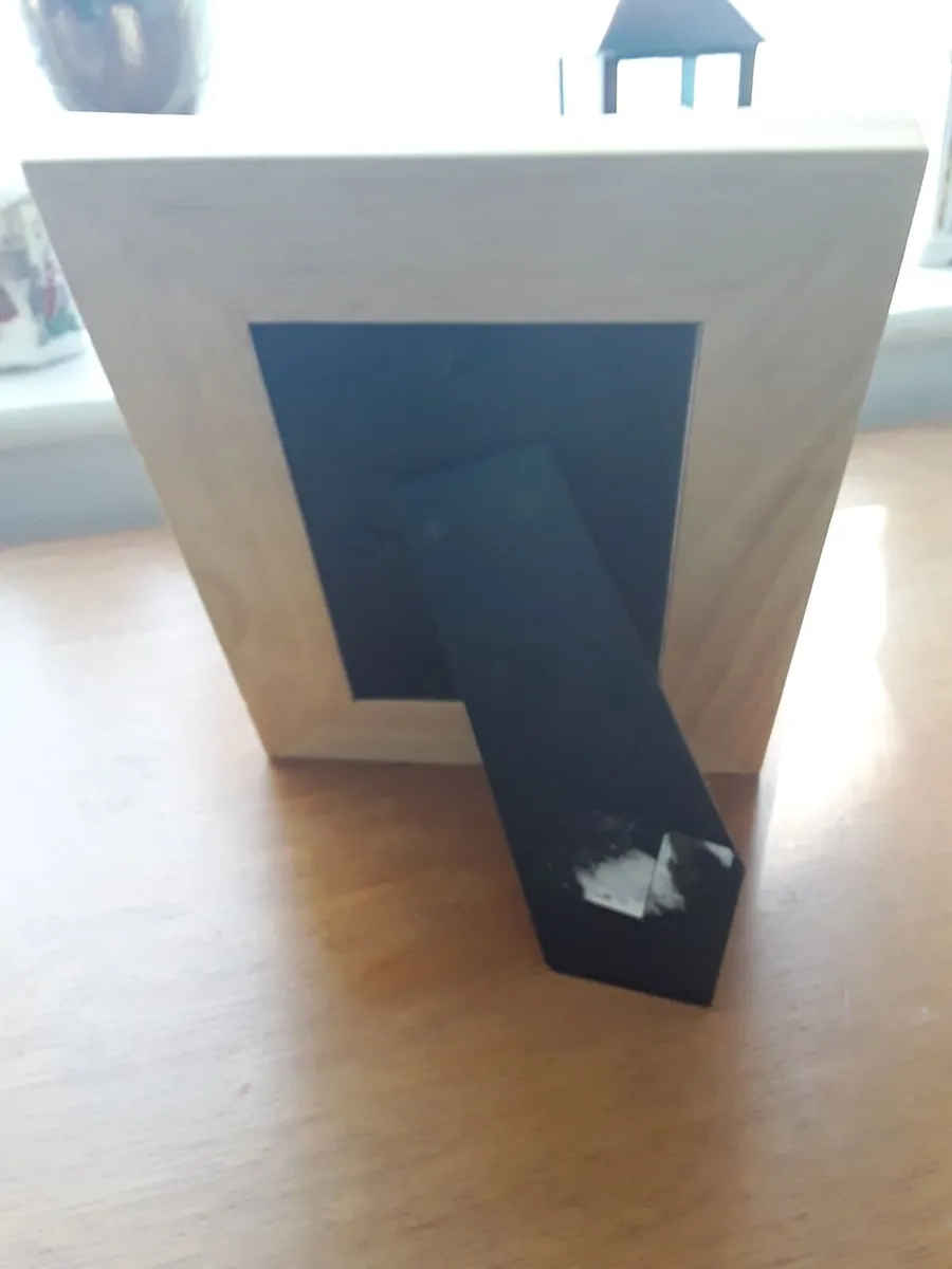 Brand new small glass photoframe - Image 4