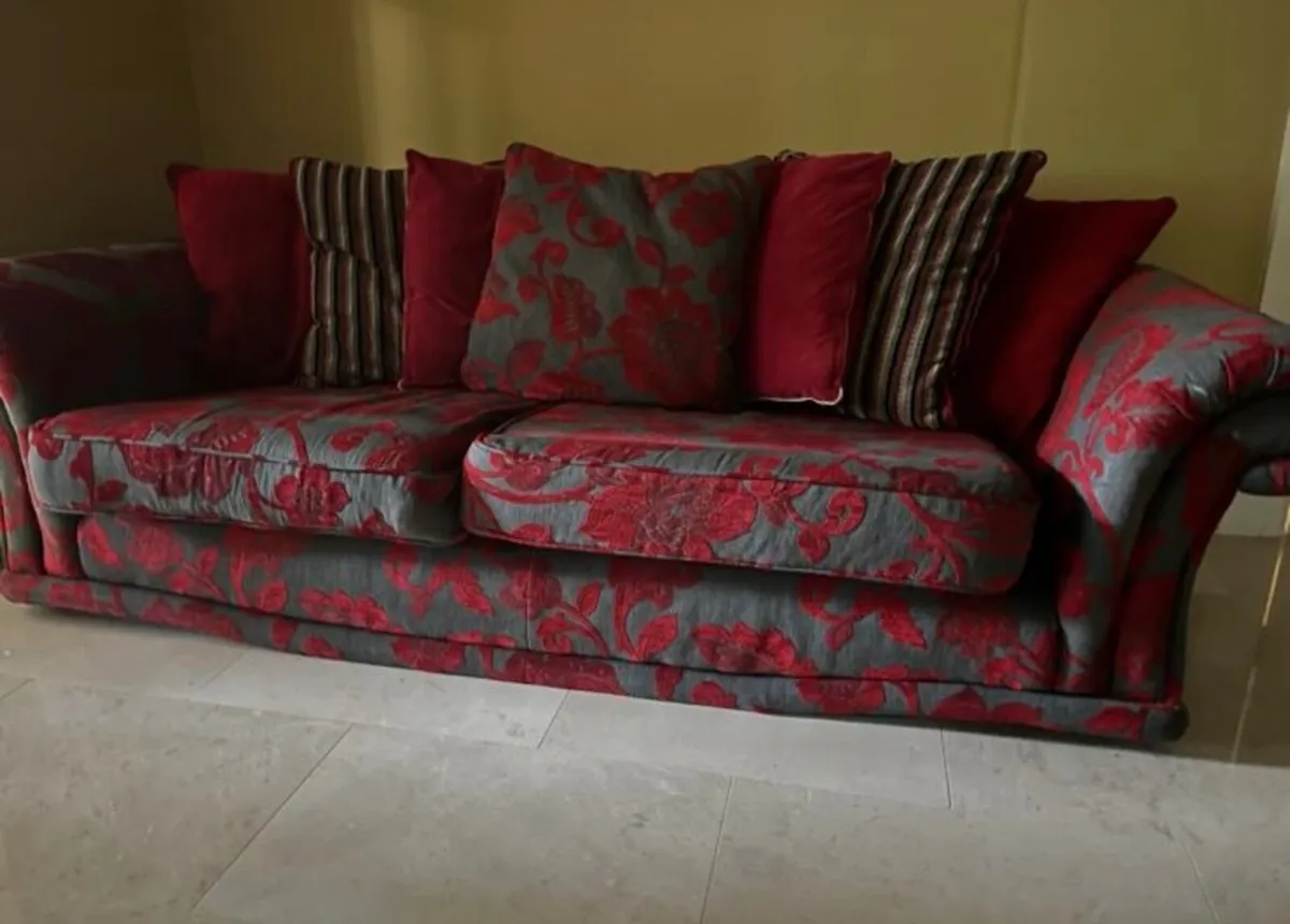 Couch - Image 1