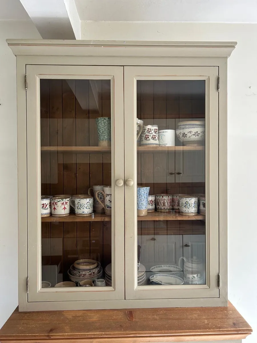 Kitchen dresser - Image 2