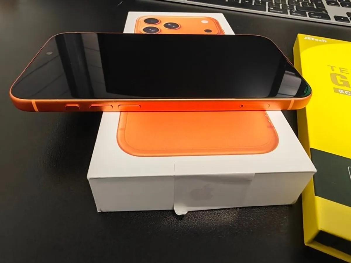 Apple iPhone 17 Pro Max 256GB - Cosmic Orange - Image 4