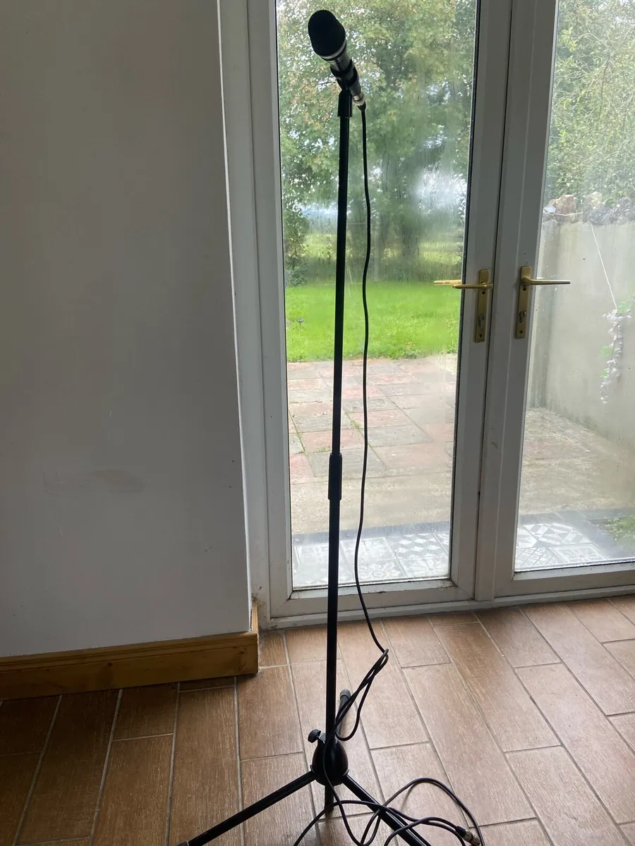 Stand Microphone + Lead - Image 2