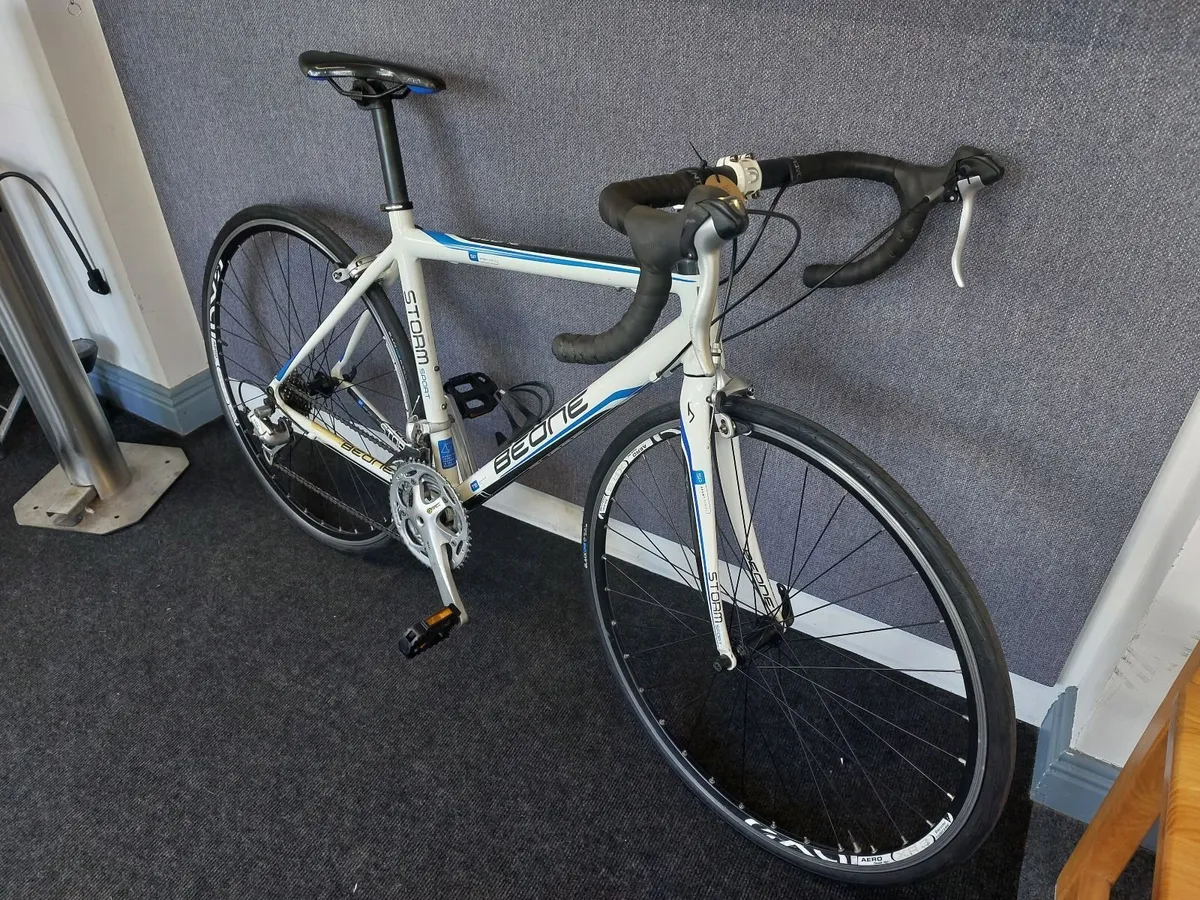 Road Bike - Very good condition - Image 2