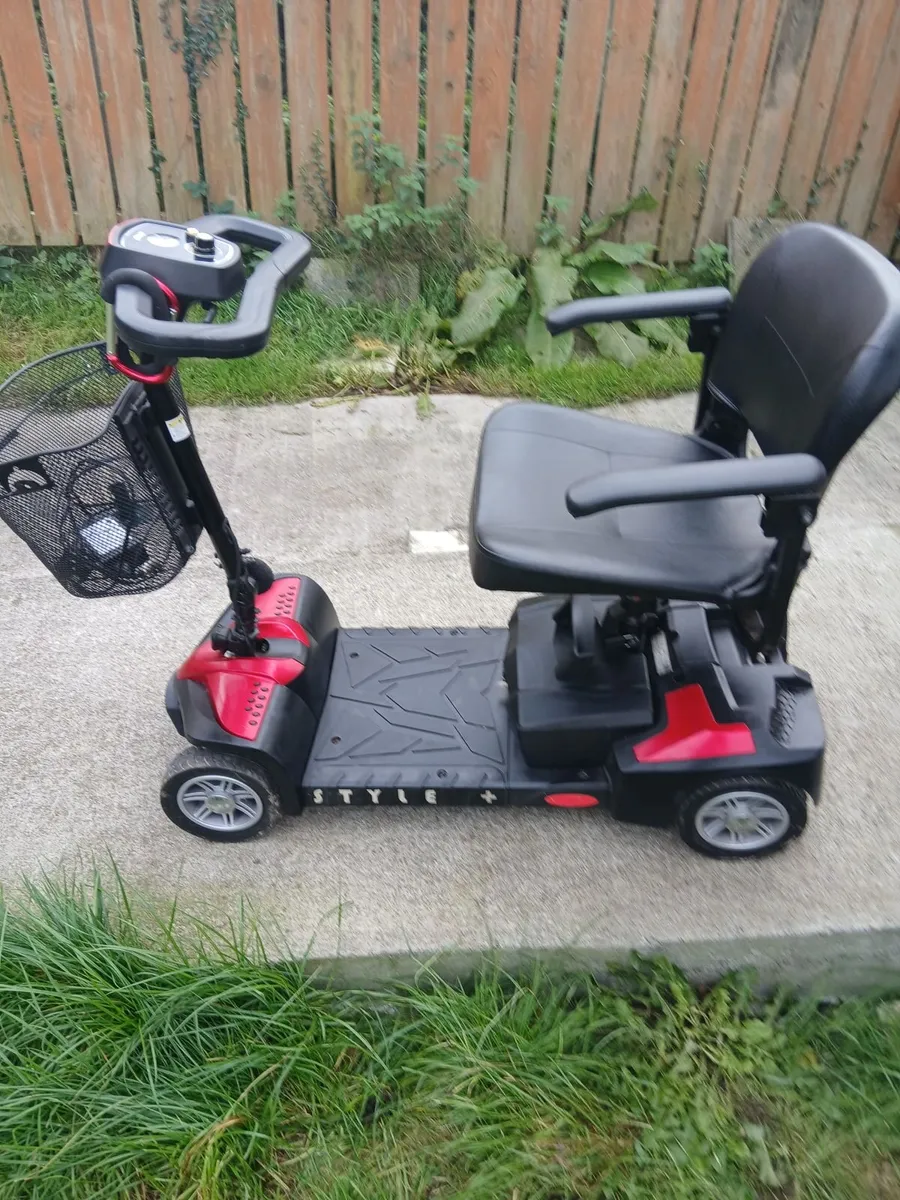 Mobility scooter - Image 1