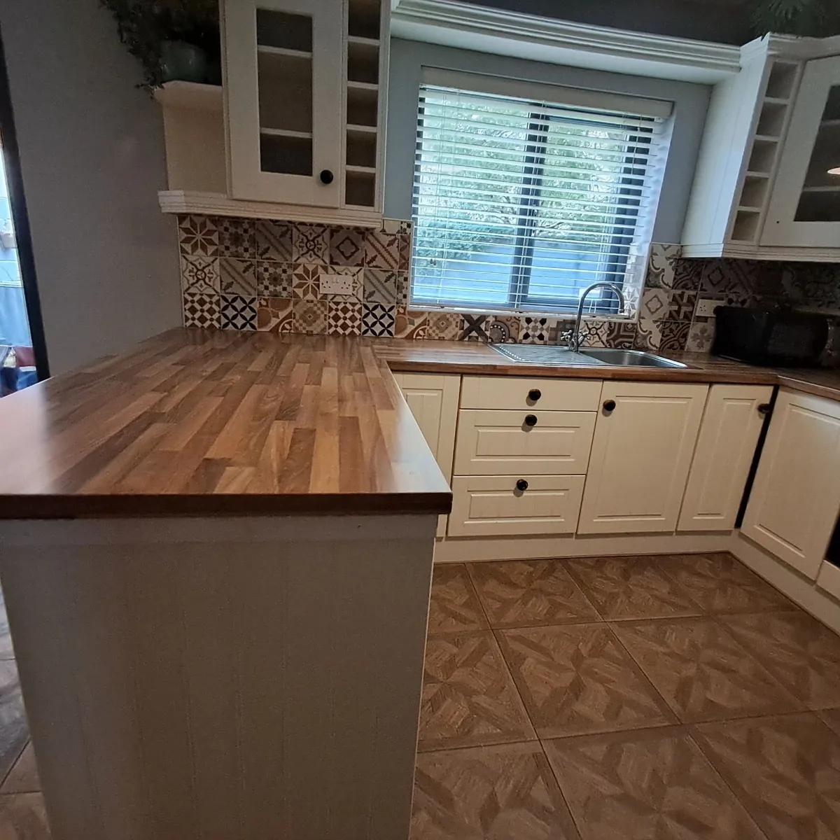 Kitchen - Image 2