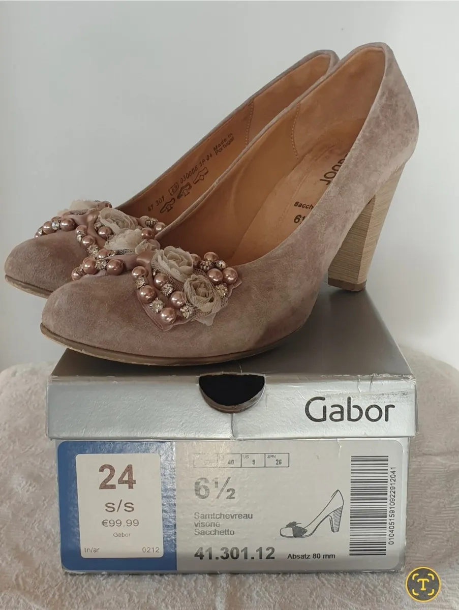 Gabor Sacchetto Beige Shoes w/Floral Detail - Image 1