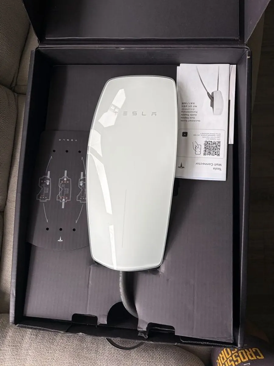 Tesla Ev wall charger - Image 3
