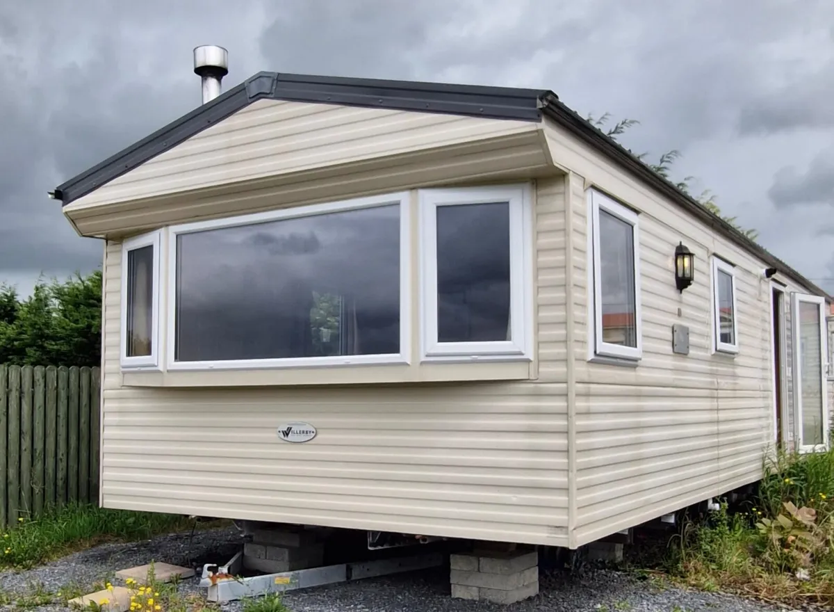 Mobile home - Image 1