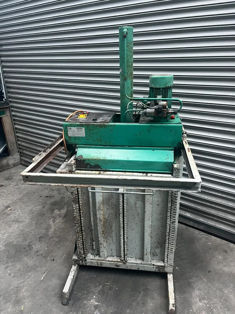 Farm plastic baler compactor recycling - Image 3