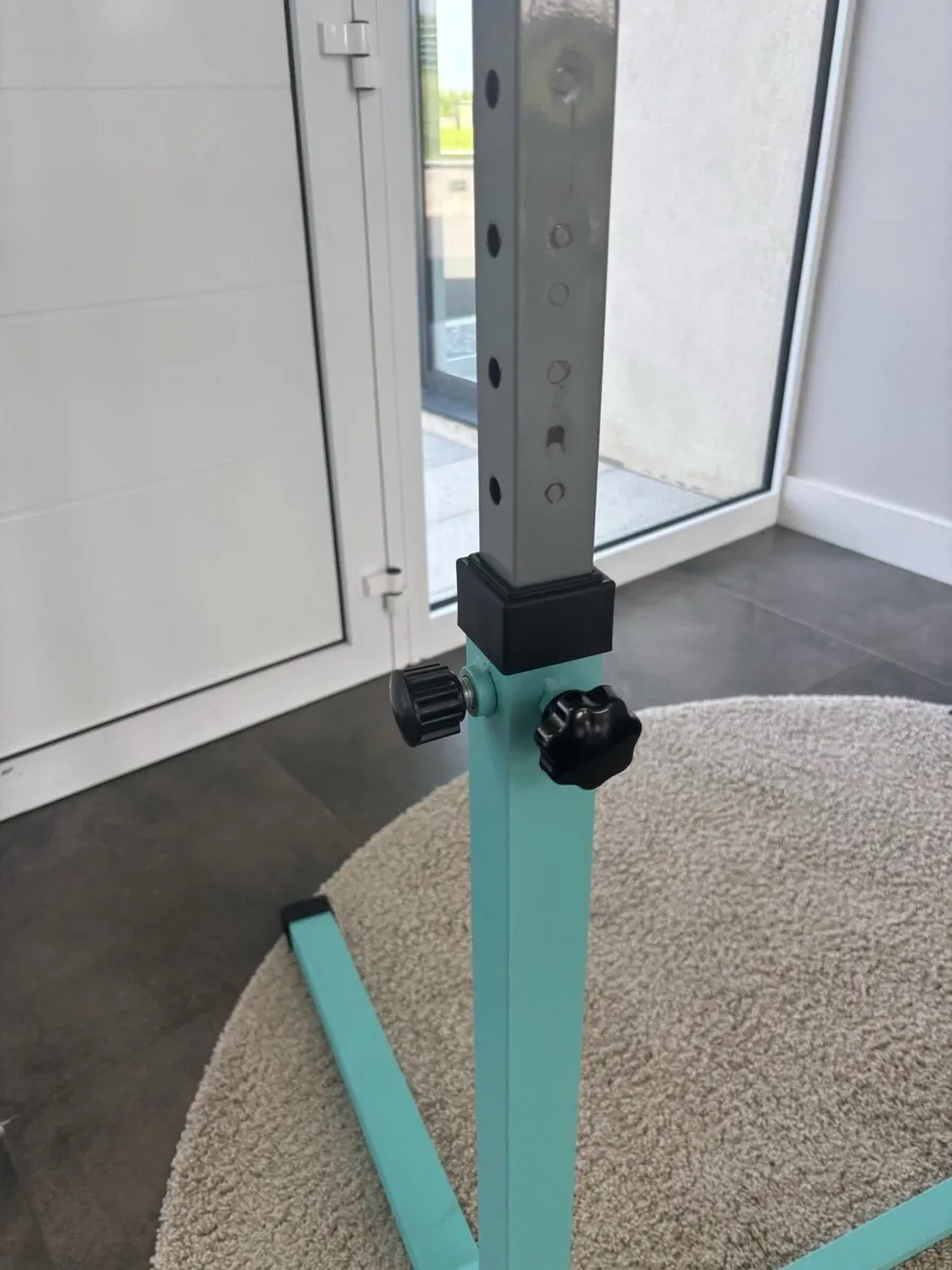 Gymnastic Bar - Image 2