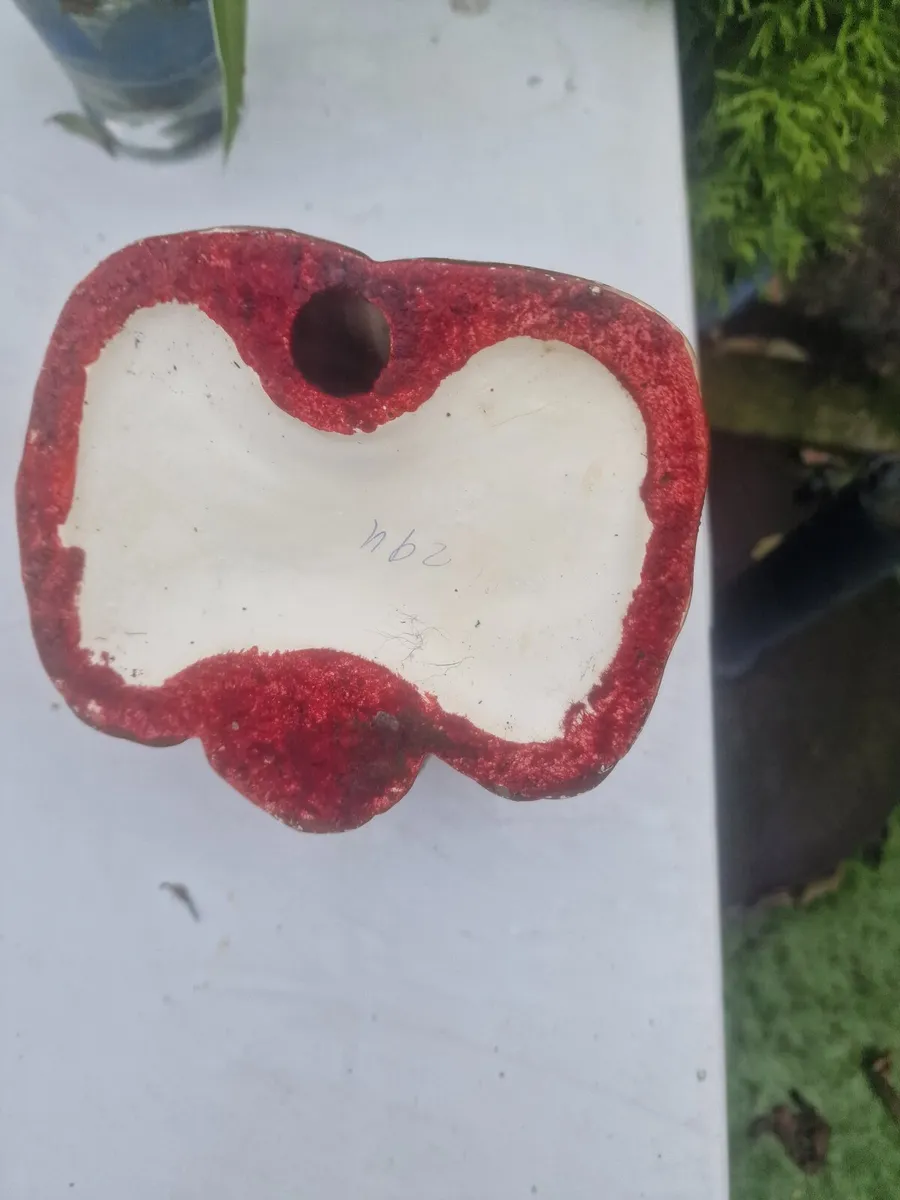 Pottery. - Image 4