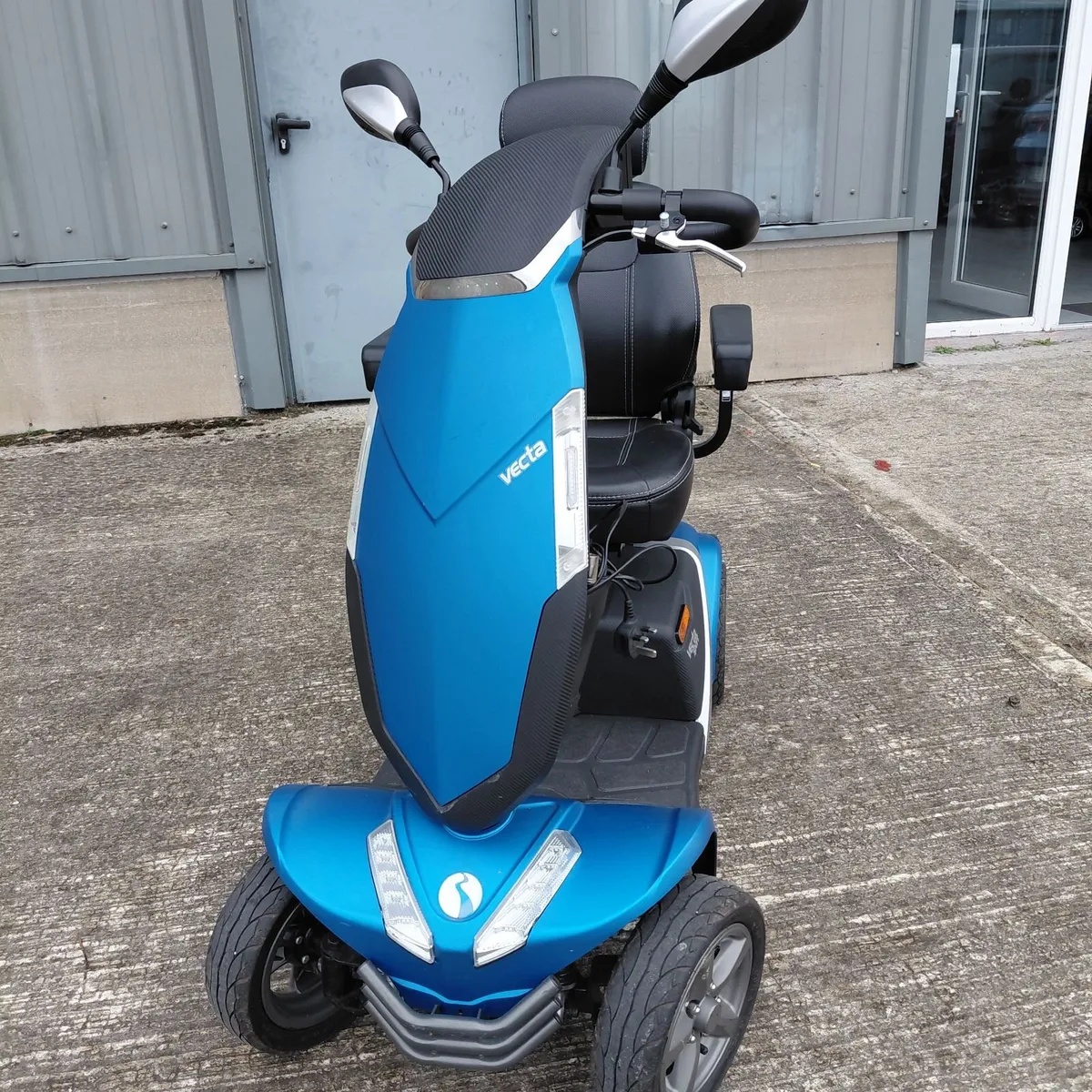 Rascal Vecta Sport Mobility  Scooter - Image 1