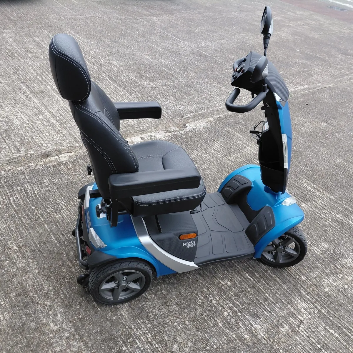 Rascal Vecta Sport Mobility  Scooter - Image 3